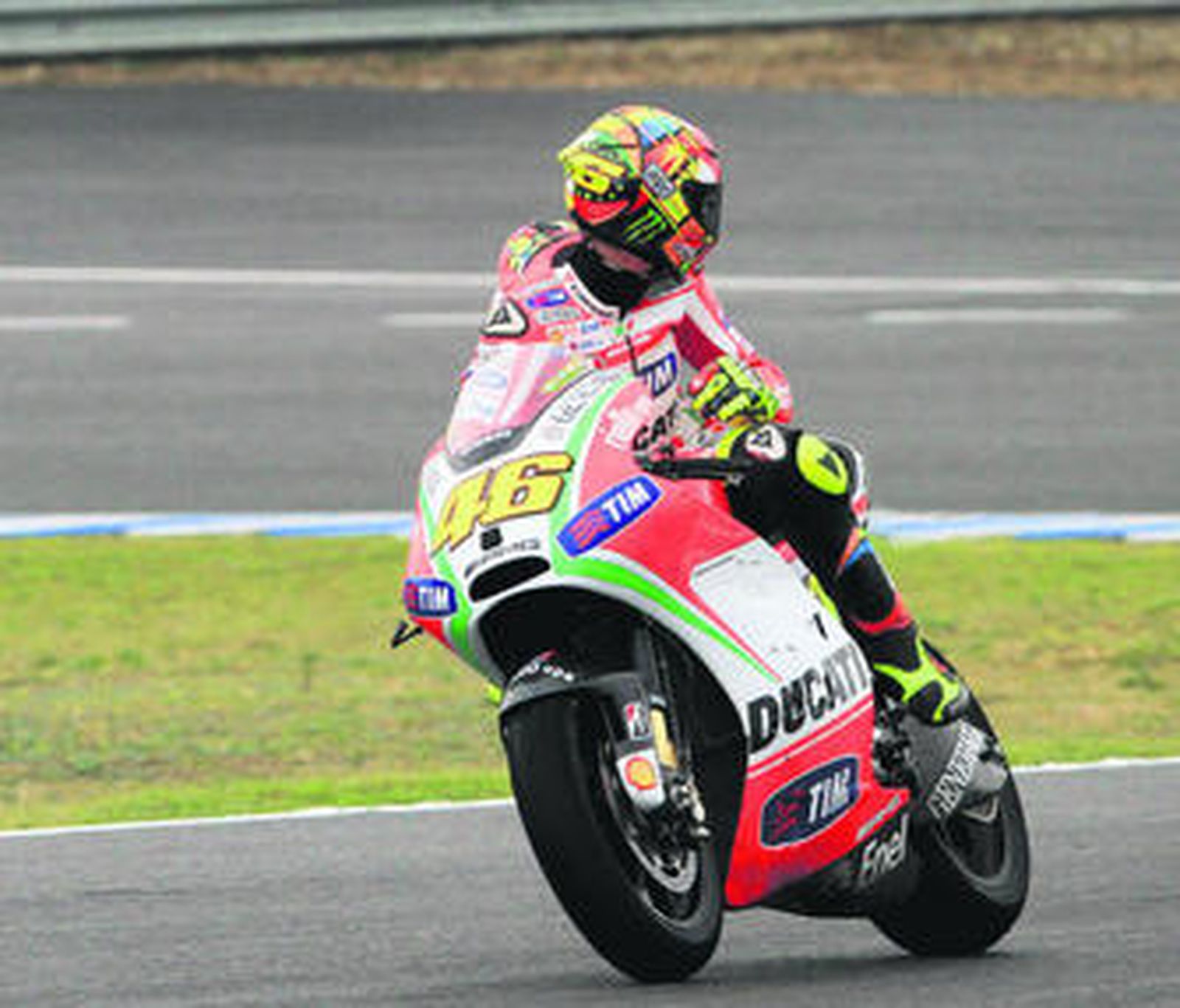 Valentino Rossi, una de las atracciones ayer en Jerez.