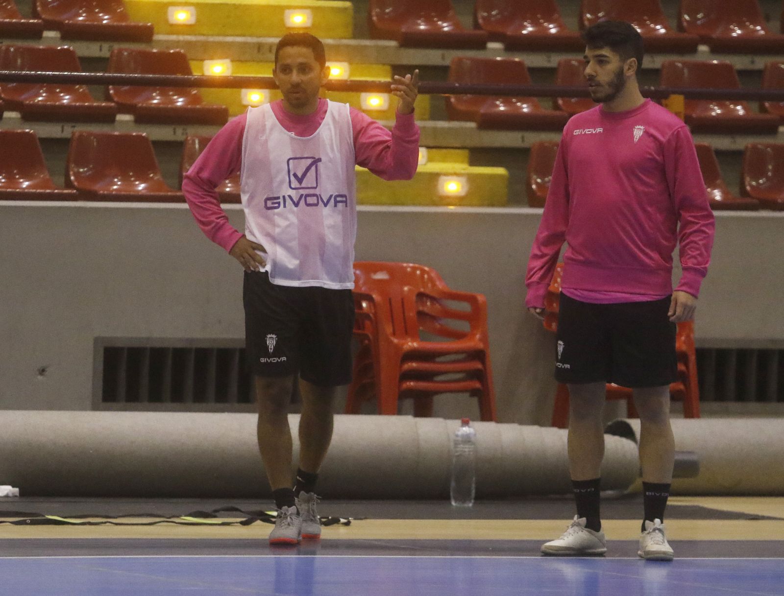 Fotografías: Los brasileños Caio César y Lucas Perin ya se entrenan con el Córdoba Futsal