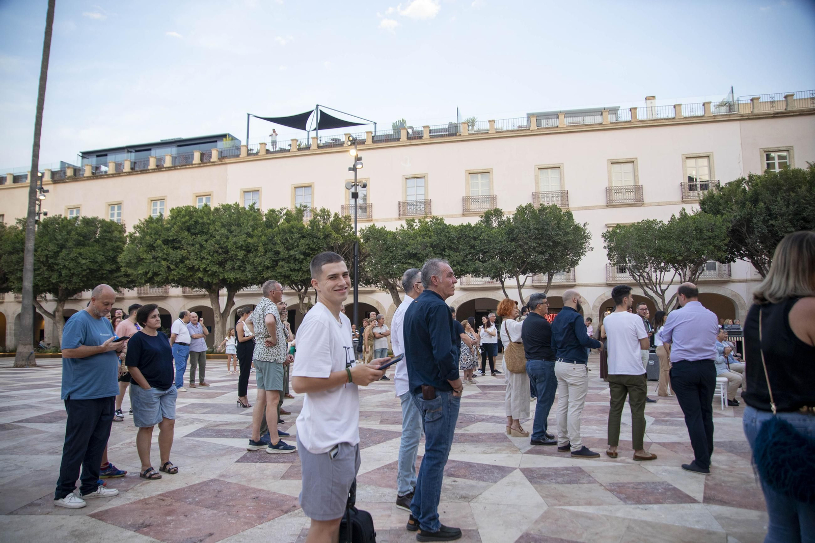 Las imágenes de la inauguración de la Plaza de la Constitución en Almería