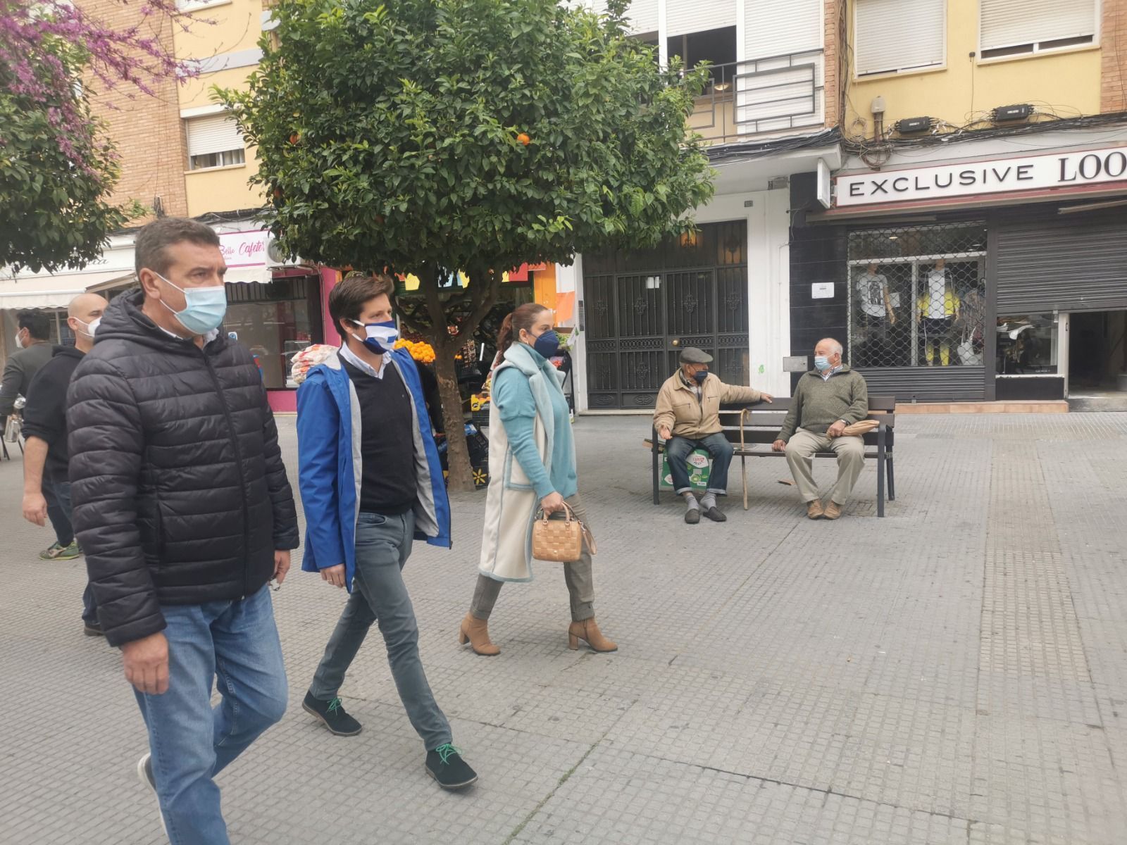 Visita de los concejales de Ciudadanos a Las Colonias.