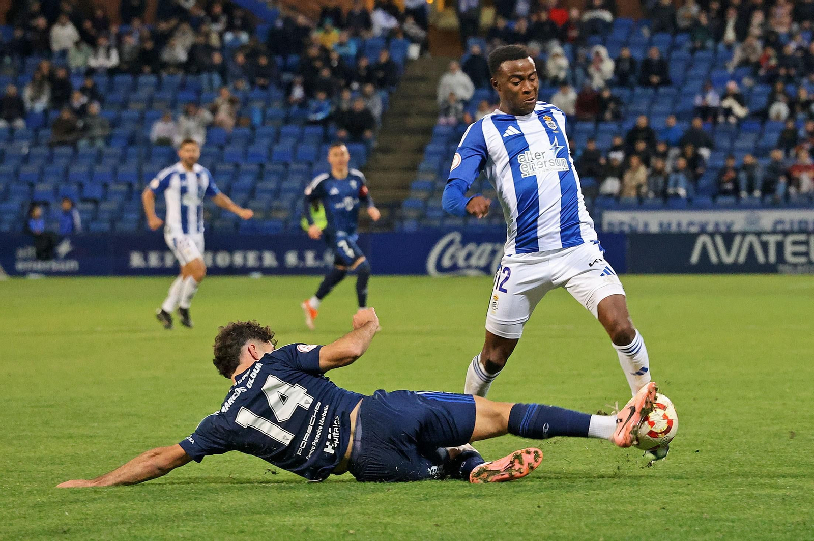 Un lance del Recre-Marbella de la primera vuelta.