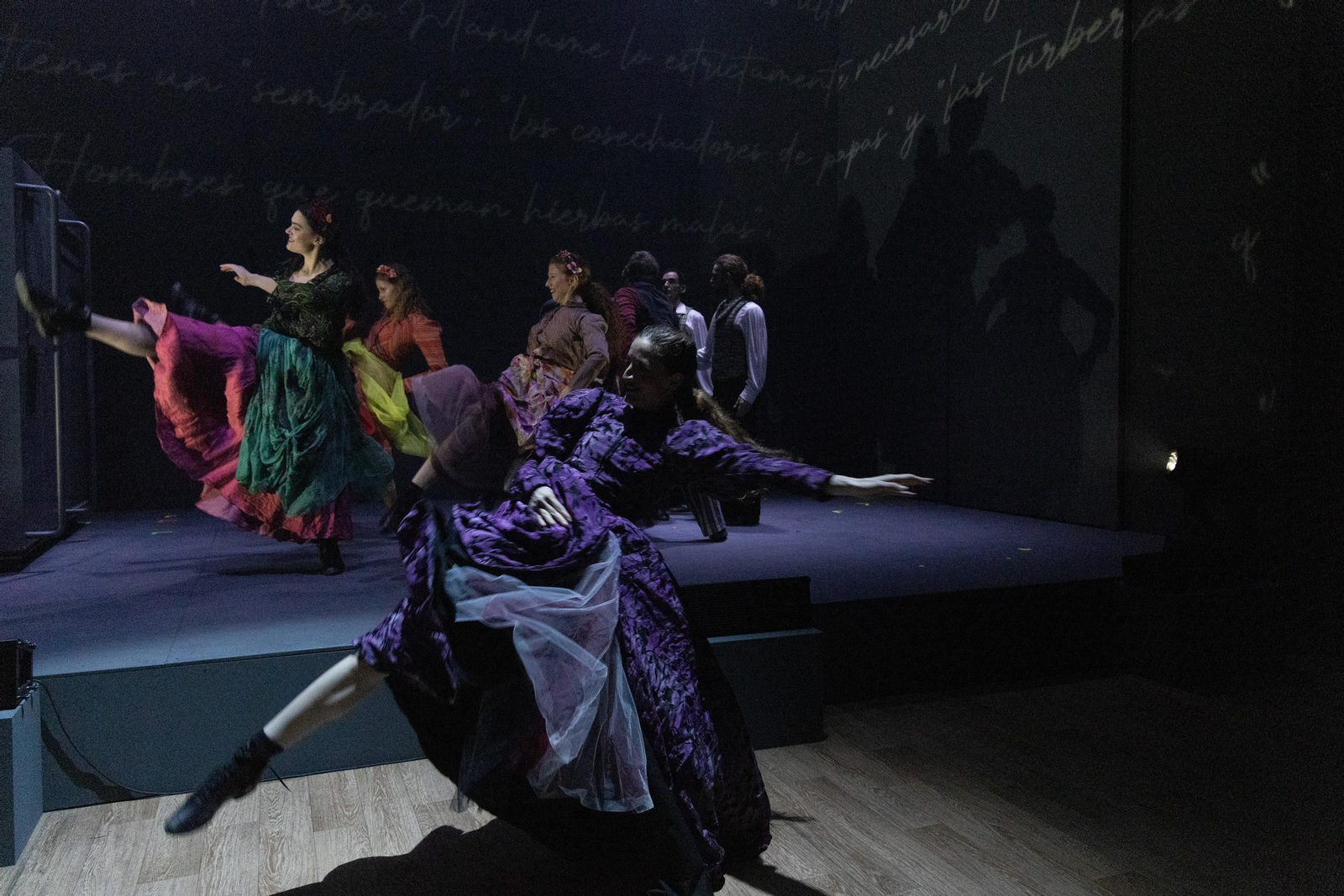 El espectáculo teatral Forever Van Gogh aterriza en el Cartuja Center de Sevilla, todas las fotos