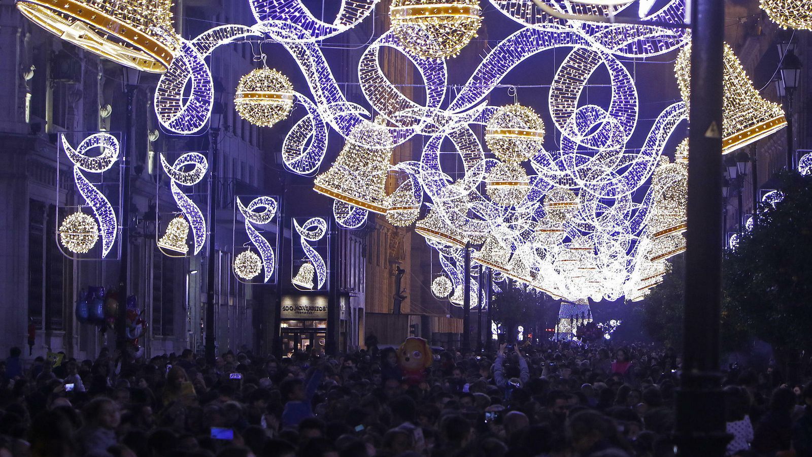 Sevilla estrena iluminación navideña