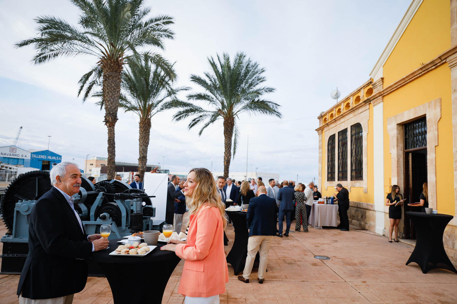 Imágenes del desayuno informativo