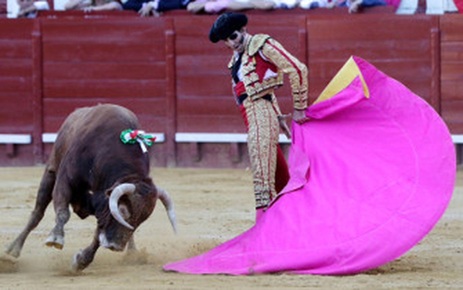 "Lamento que se ataque a nuestra cultura y religión"
