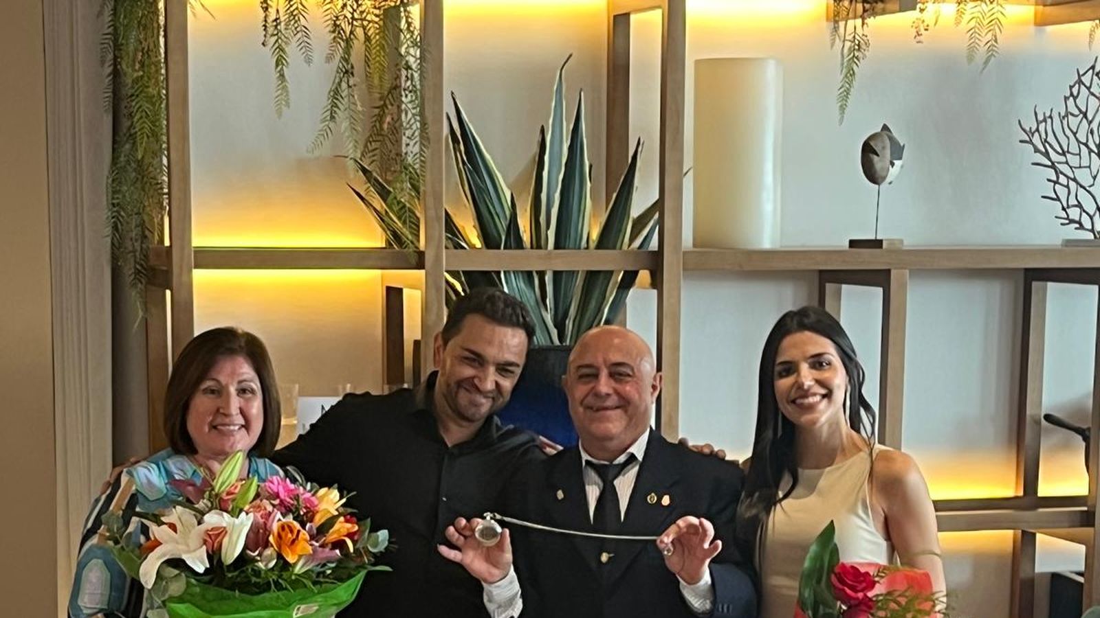 Comida de homenaje por su jubilación a Francisco Martínez, jefe de Servicios de 'El Acebuche'