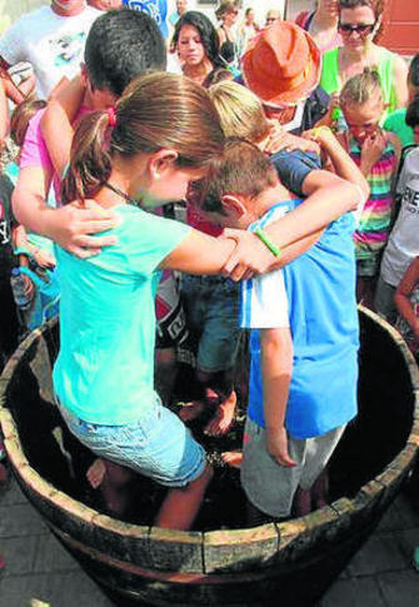 Actividad para niños en la finca.