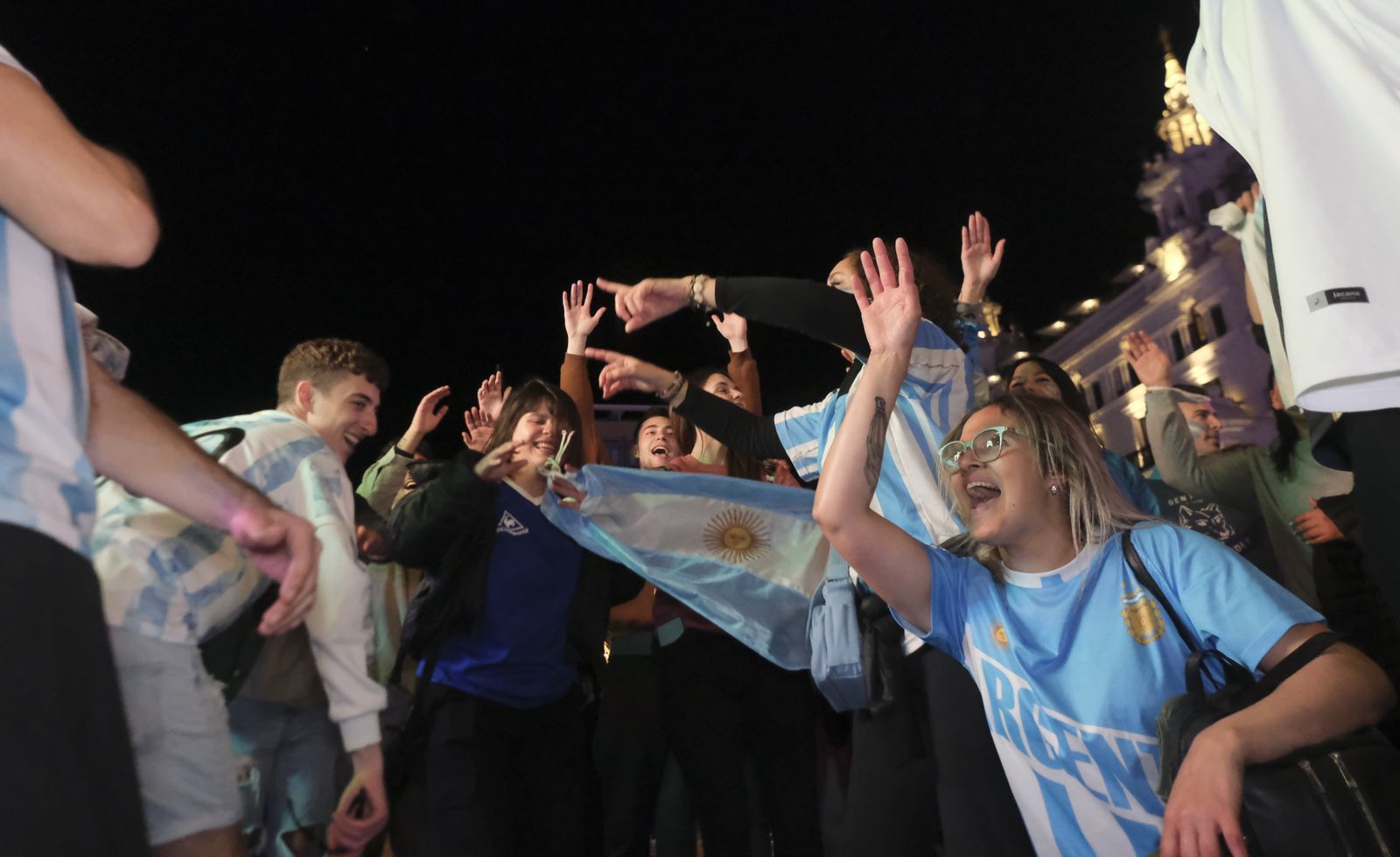 La celebración en Córdoba de la victoria de Argentina en el Mundial de Qatar, en imágenes