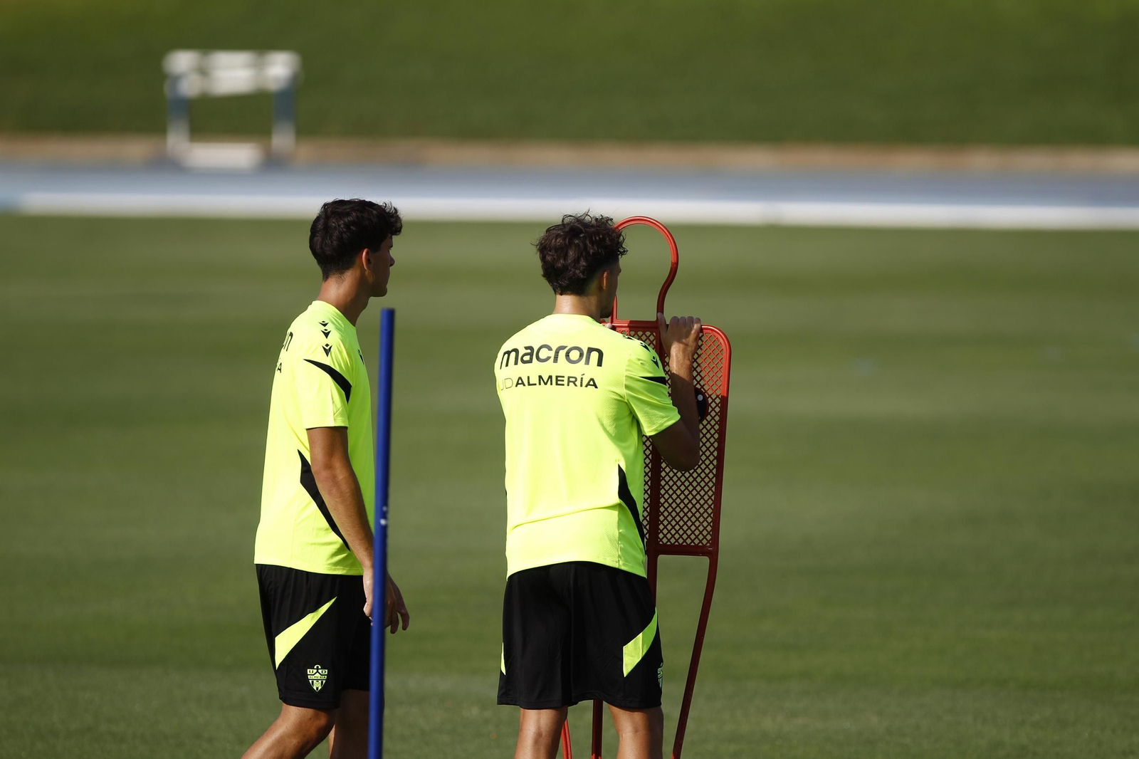 Primer entrenamiento de la Temporada 2025-2026 de la U.D. Almería, en imágenes
