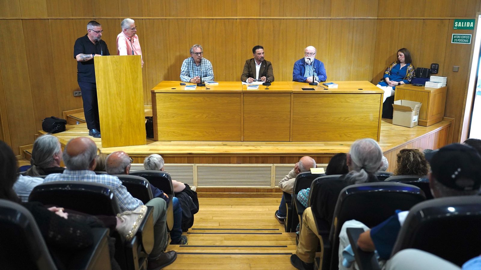 Fotos de la presentación del libro de Roberto Losada en el Auditorio Millán Picazo