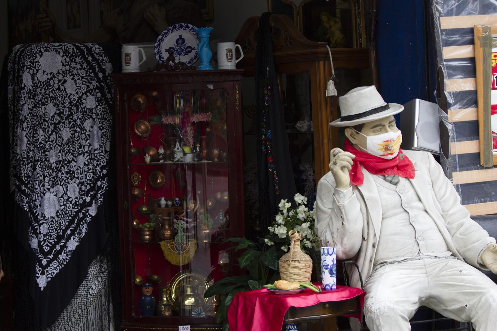 Fotos: Granada se queda con las ganas de más Día de la Cruz por la tarde