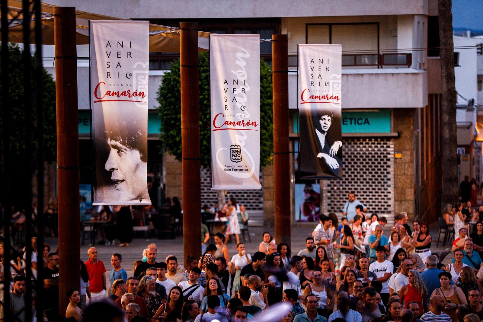 Imágenes del homenaje a Camarón en San Fernando: concierto de La Tremendita y Califato 3/4