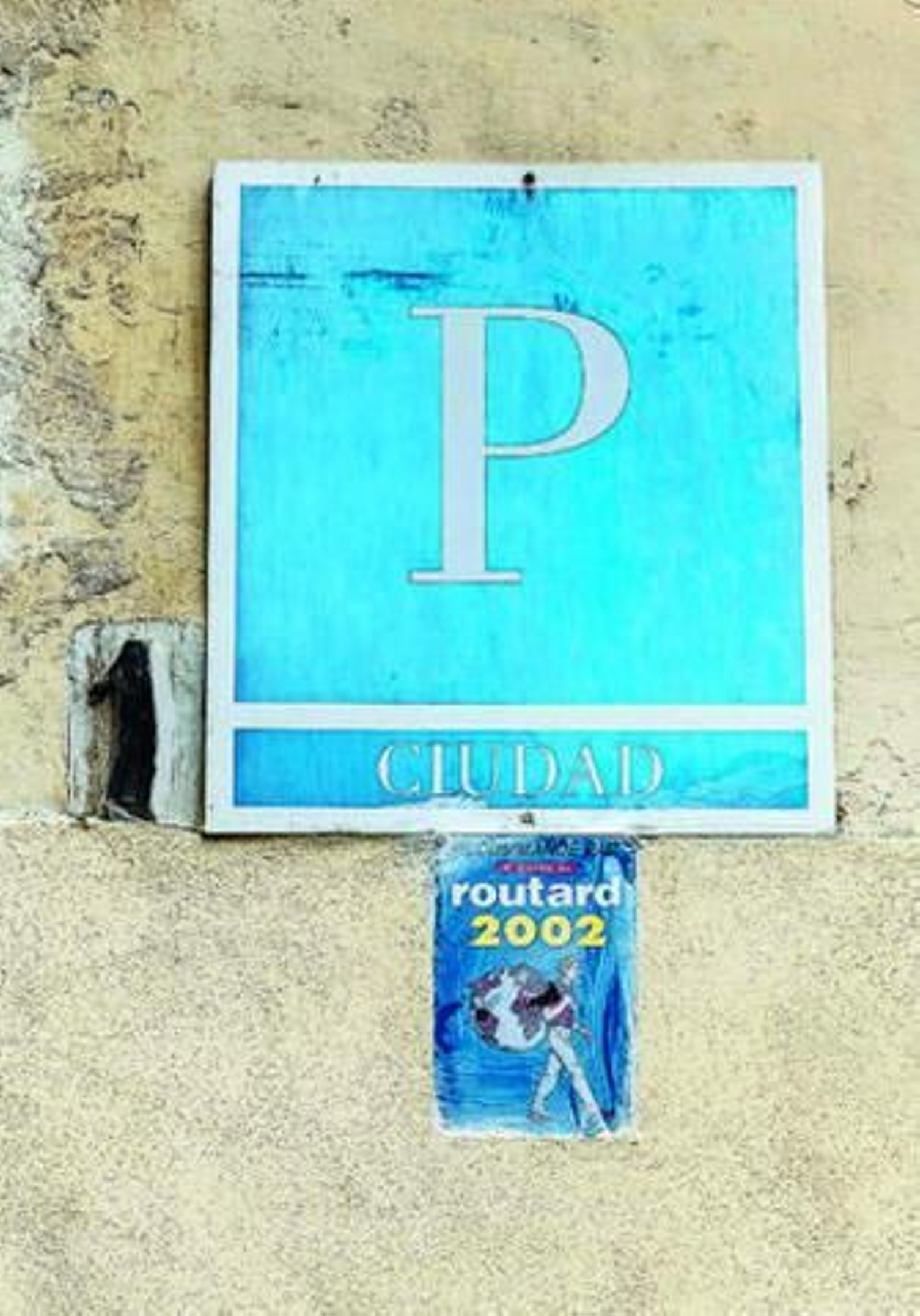 Las P de pensión son fáciles de encontrar en calles como Marqués de Cádiz.