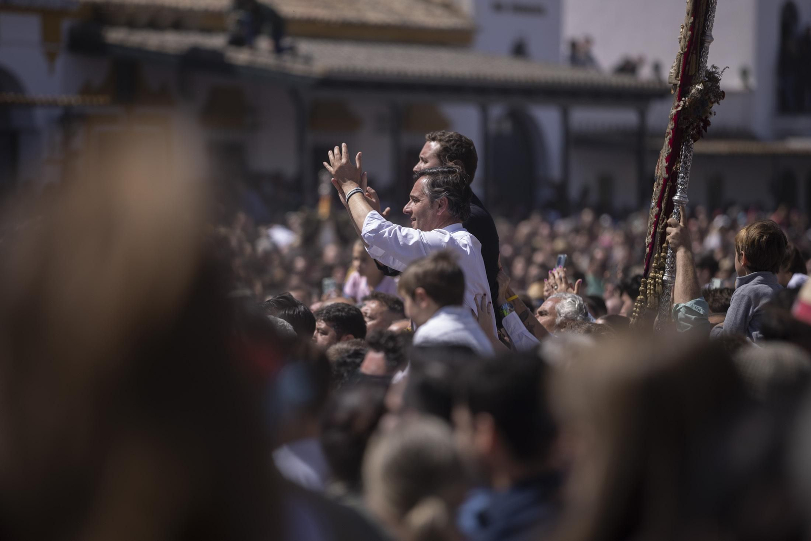Las mejores imágenes de la procesión de la Virgen del Rocío en la aldea
