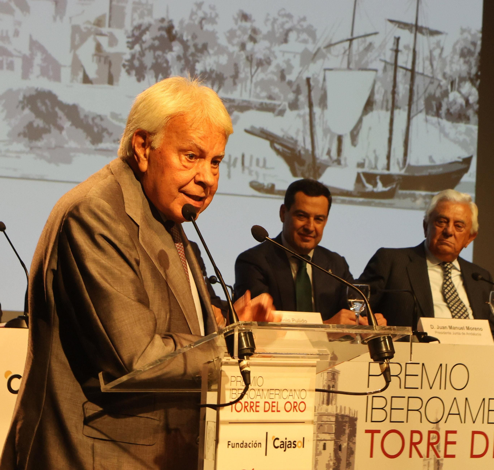PREMIO IBEROAMERICANO TORRE DEL ORO A FELIPE GONZALEZ