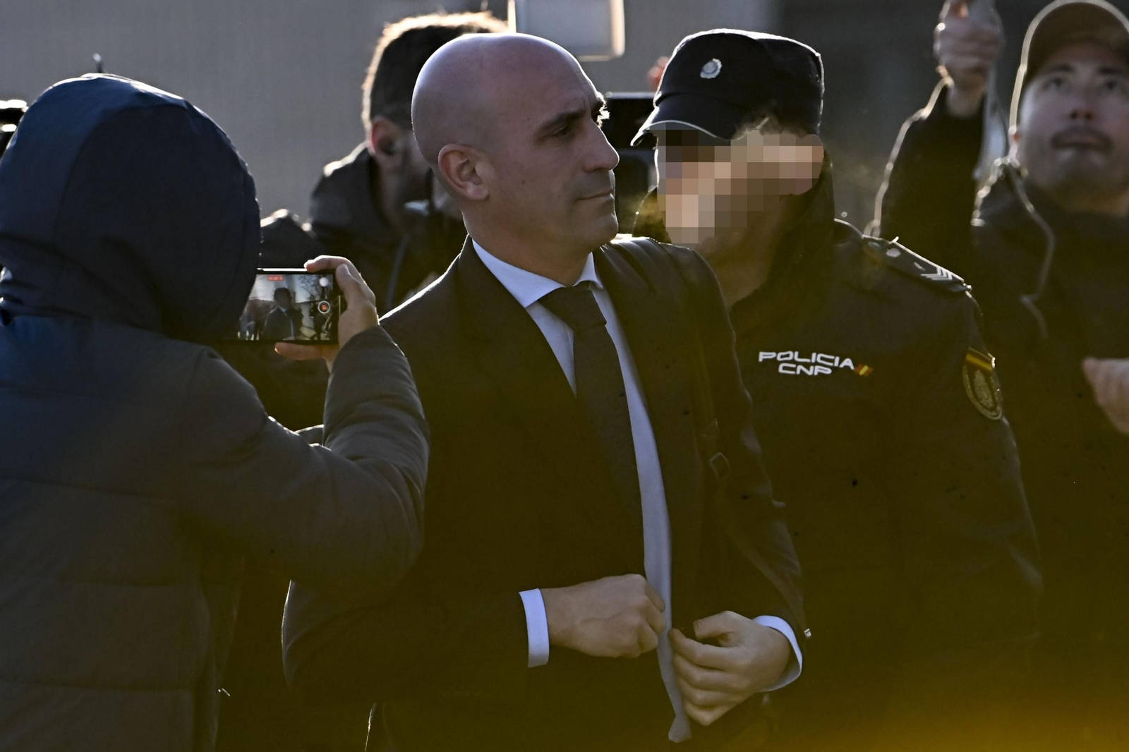 Las fotos del día de la declaración de Rubiales en el juicio