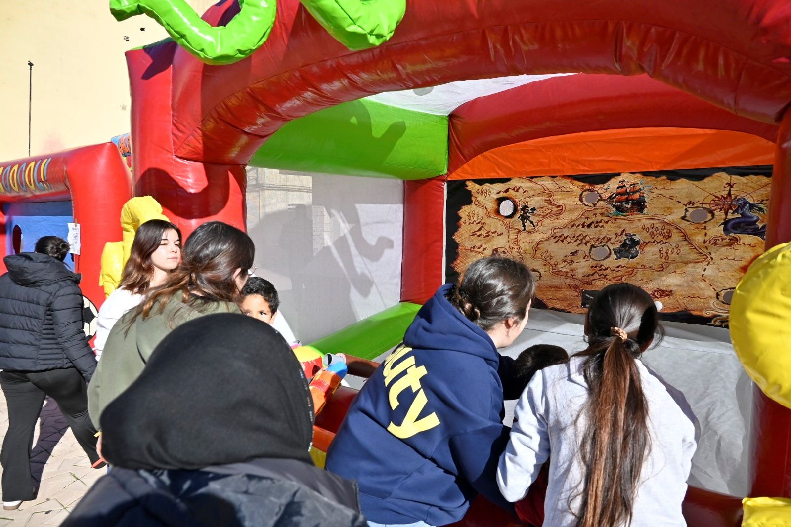 Los juegos organizados por la Fundación Marcelino Champagnat en Pérez Cubillas.