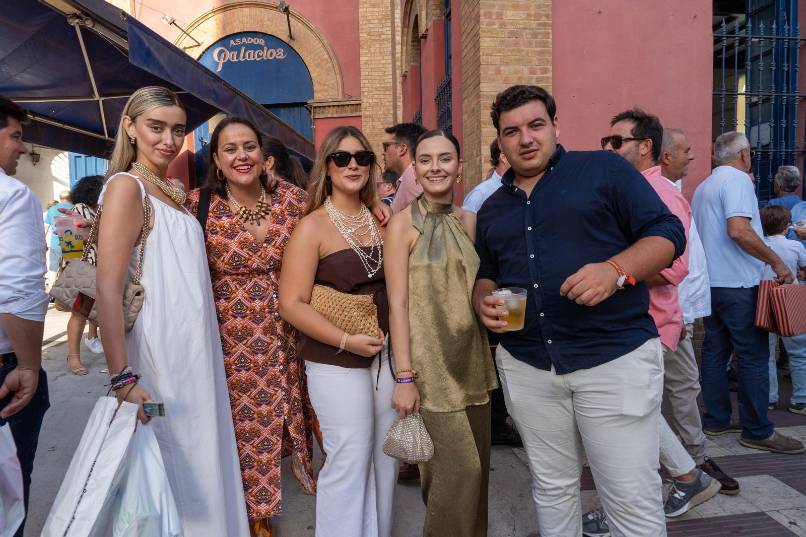 Colombinas 2025: Ambiente en la corrida de toros del domingo 3 de agosto en Huelva