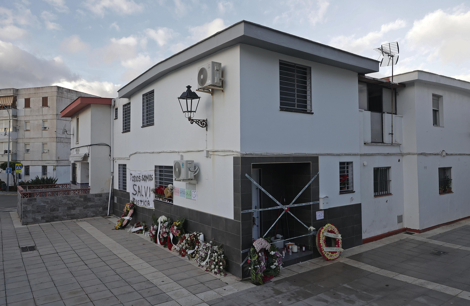 La entrada a los juzgados de San Roque del presunto asesino de Salvi, en imágenes