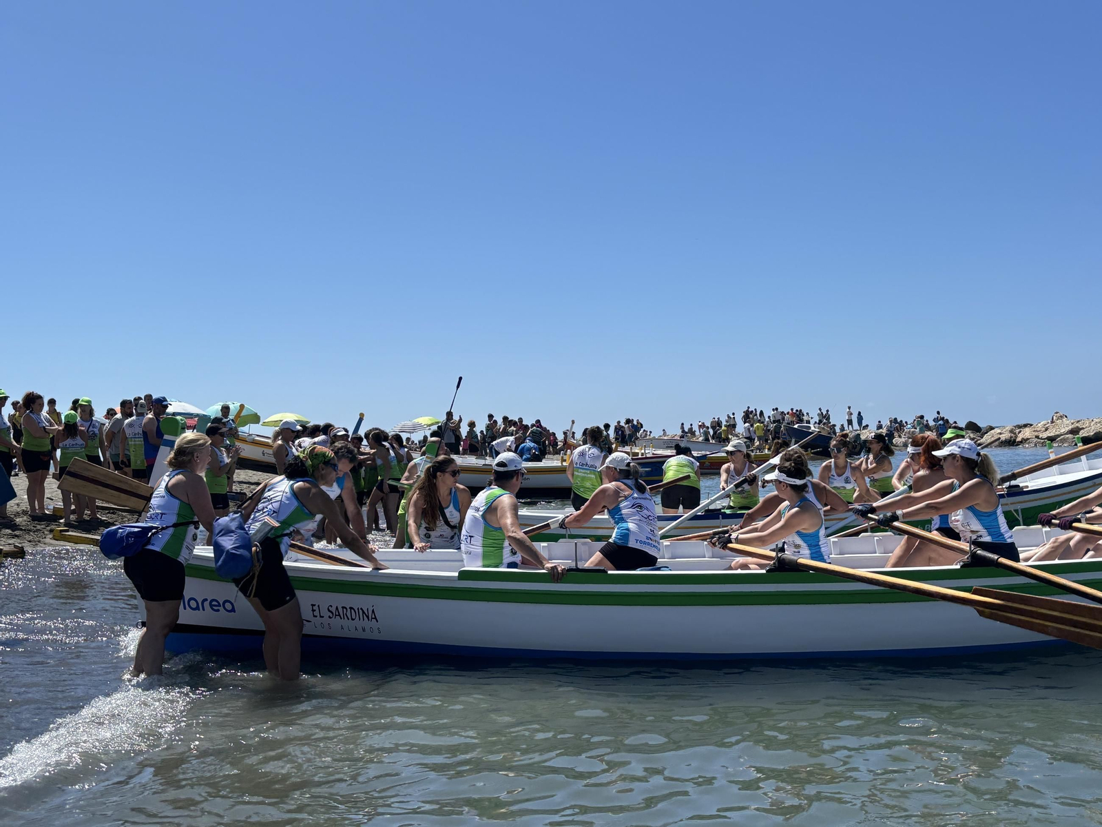 El Gran Premio Pedregalejo de jábegas, en fotos