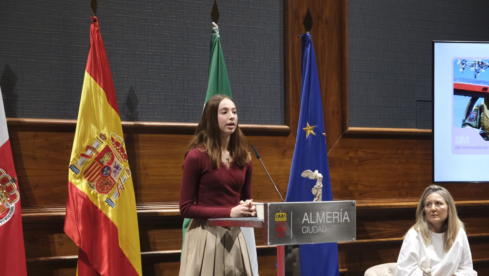 Entrega de los galardones por el Día Internacional de la Mujer, en imágenes