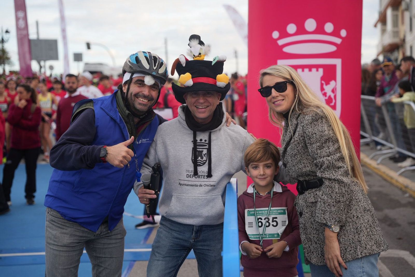 Imágenes de la XII Carrera San Silvestre Chiclanera