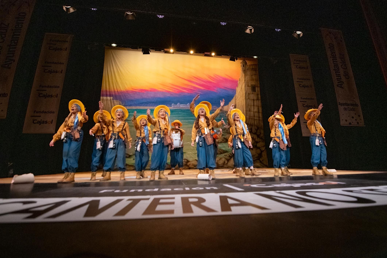 DONDE EL SOL VIENE A MORIR