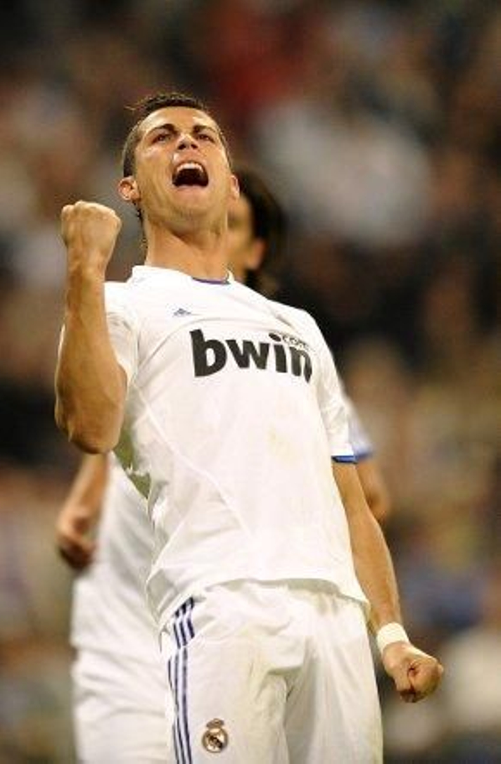 El Madrid ya asusta (6-1)