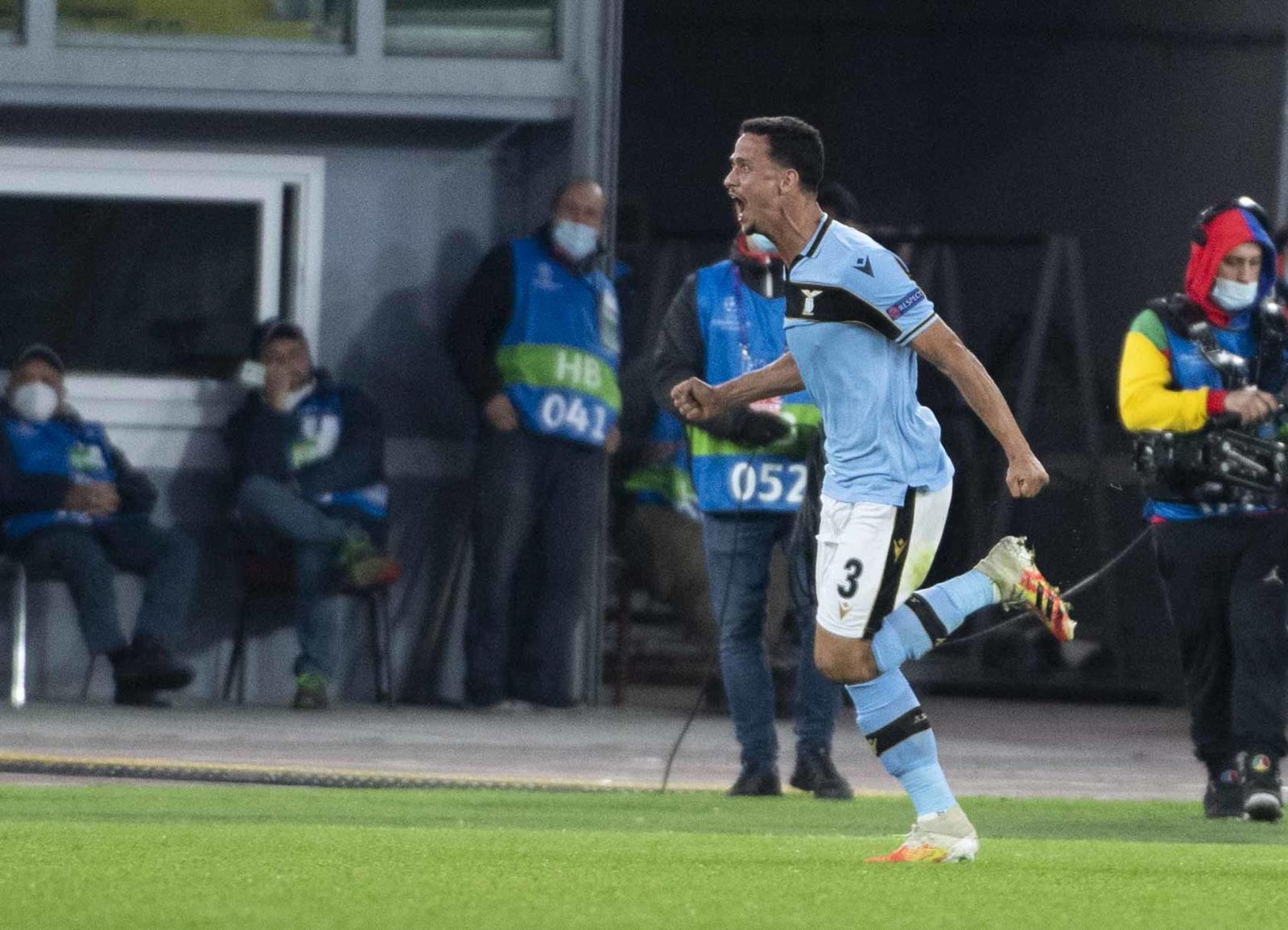 El central Luiz Felipe, en un partido con la Lazio.