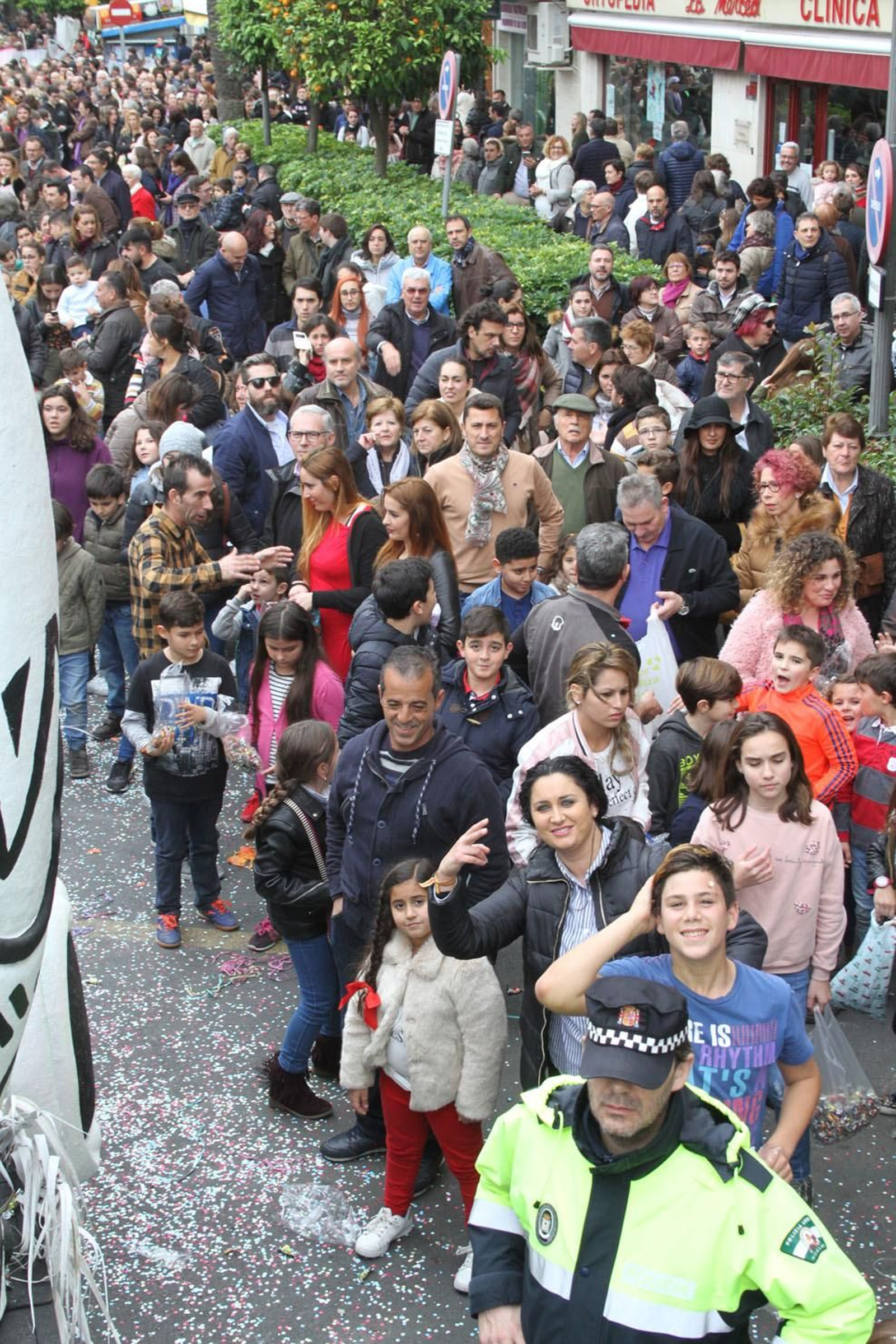 Cabalgata de los Reyes Magos 2018: Melchor, Gaspar y Baltazar adelantan su salida para llenar de ilusión las calles de Huelva