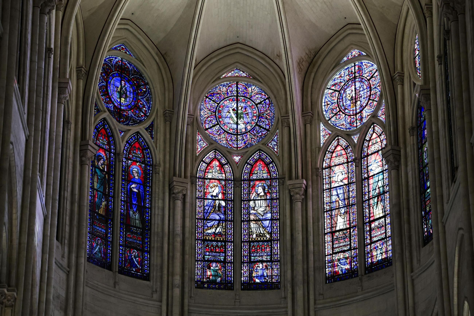 Así es el nuevo interior de Notre Dame tras la restauración Así es el nuevo interior de Notre Dame tras la restauración