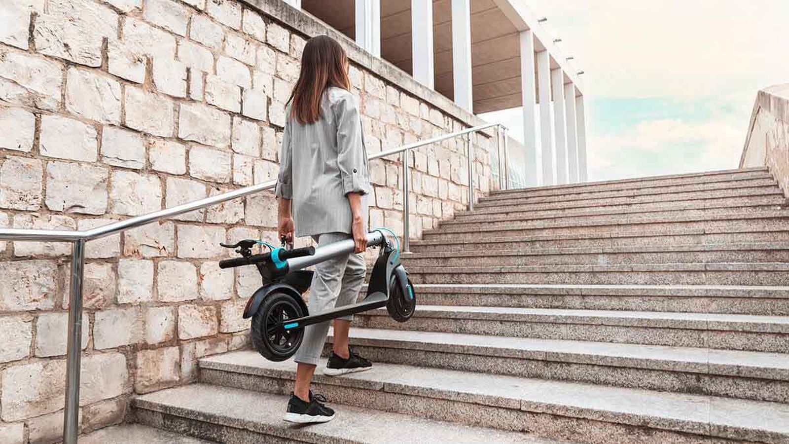 Cecotec Bongo, el mejor patinete de los analizados por la OCU.