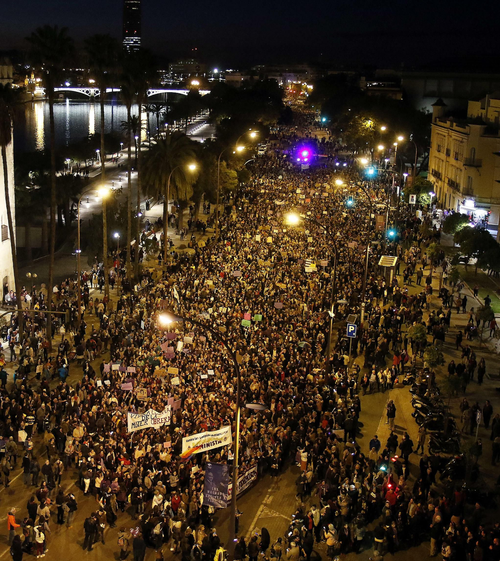 Las imágenes del 8-M en Sevilla