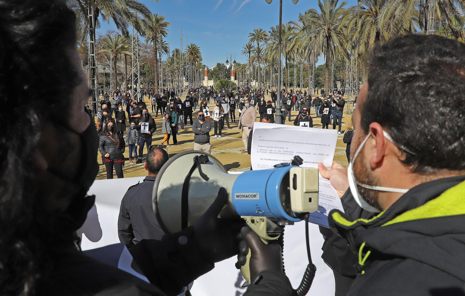 Contentración de los autónomos en el González Hontoria.