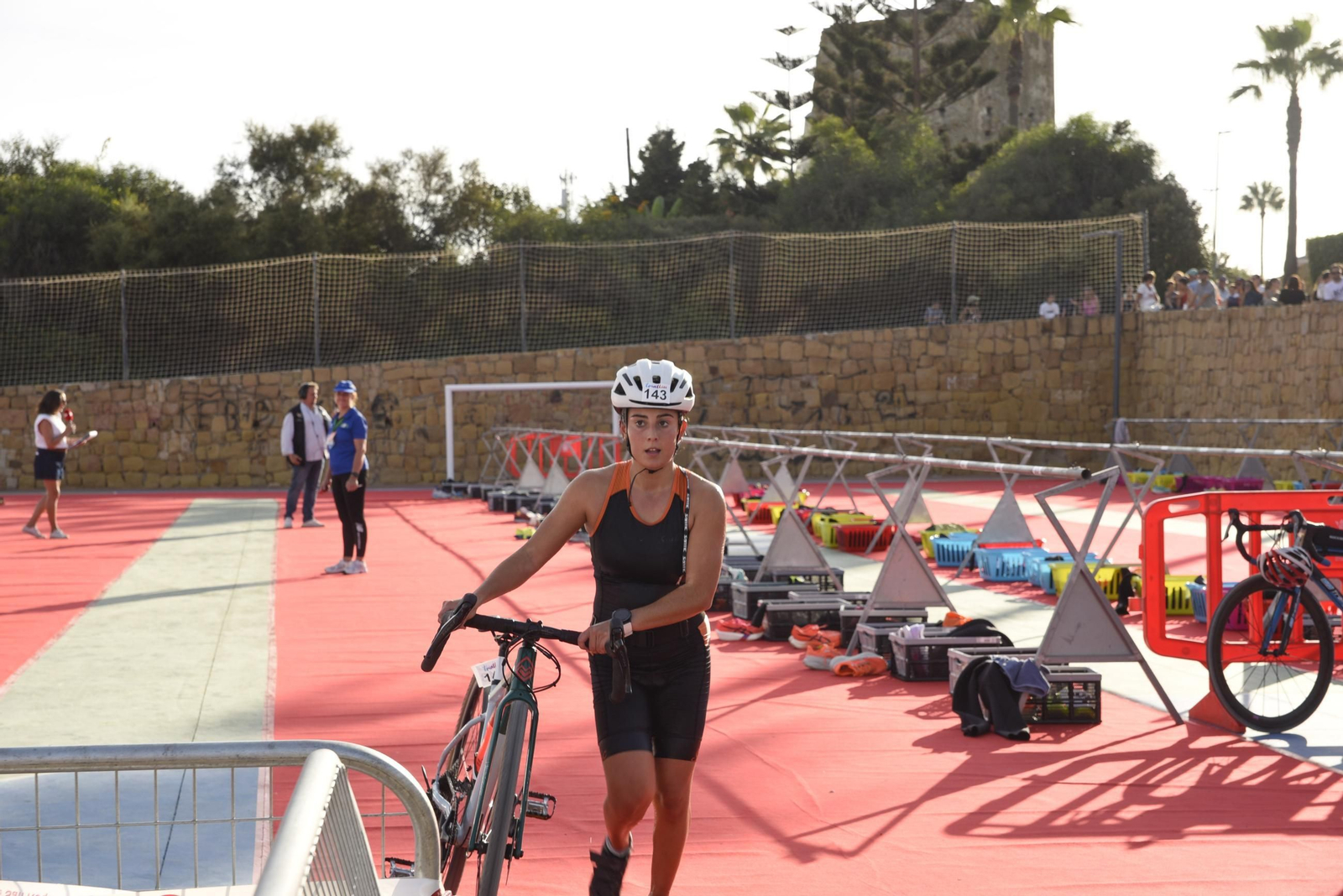 Búscate en las fotos del XI Triatlón de San Roque