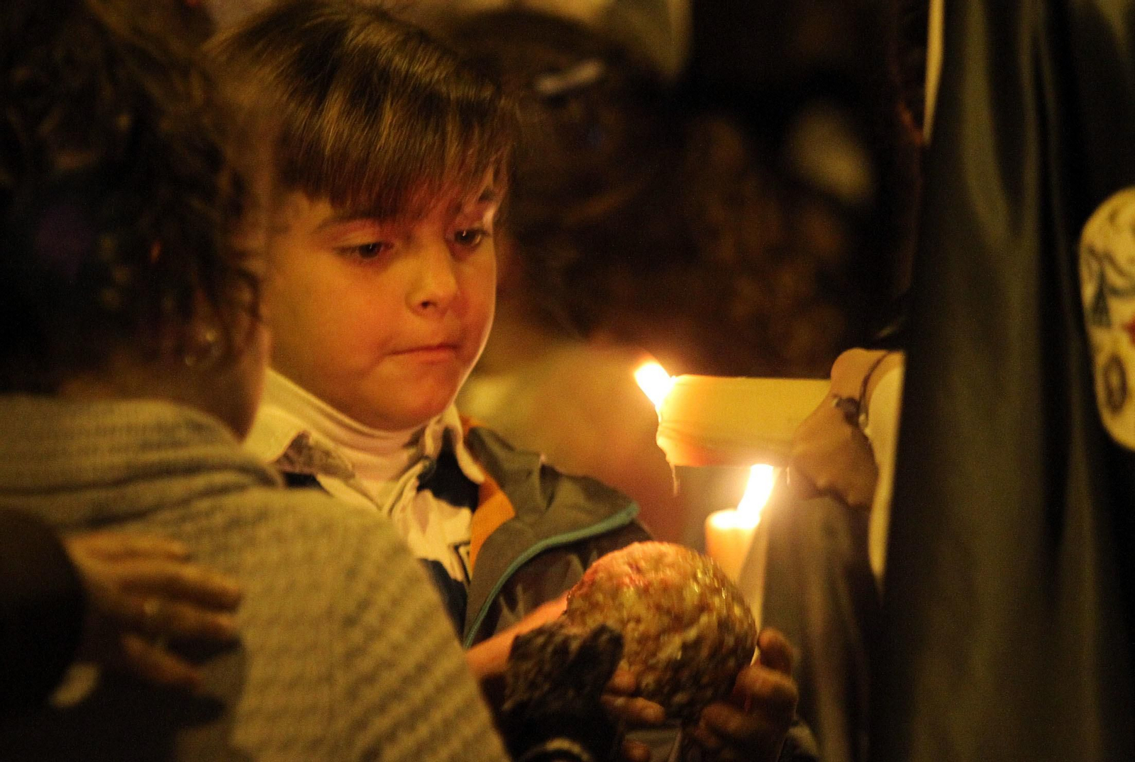 Imágenes de la subida del Cristo de las Tres Caídas