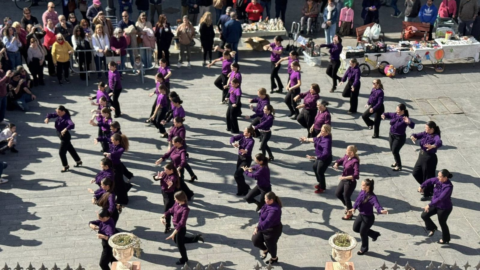 Baile de la Academia de Rocío Campos