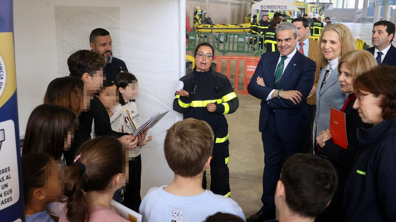La Infanta Elena y la Alcaldesa de Jerez en la Inauguración de la XX Semana de la Prevención de Incendios Mapfre 2025 en Jerez