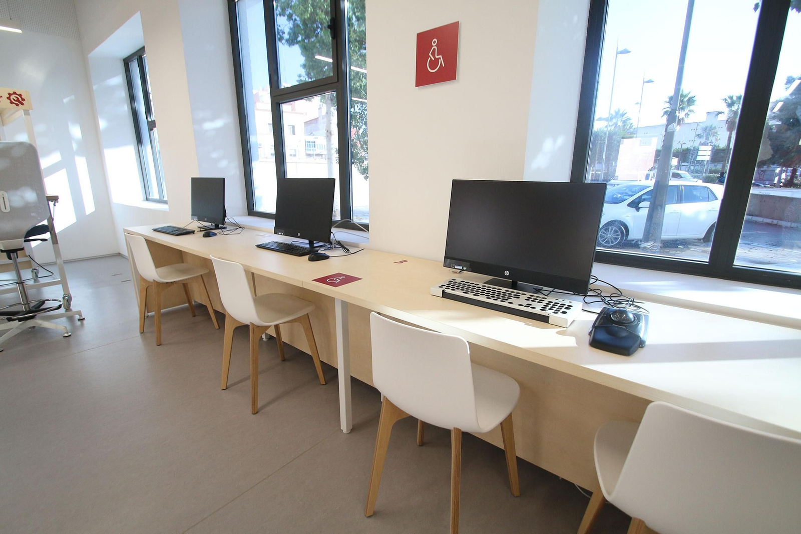 Fotogalería de la Biblioteca Central José María Artero