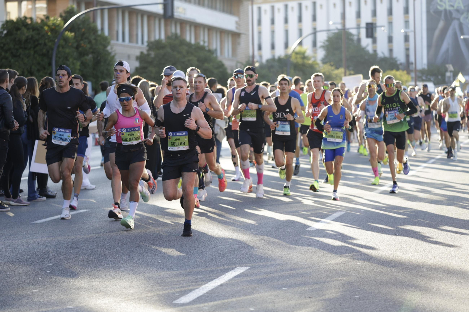 Búscate en el Zurich Maratón de Sevilla 2025