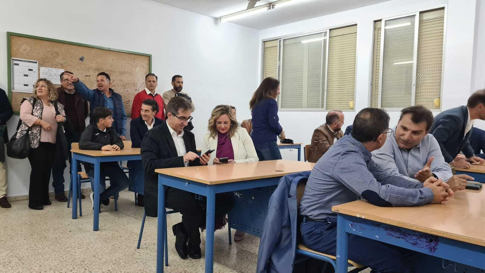 Los alumnos de la promoción 89-93 del Asta Regia celebran el 30 aniversario de su graduación. Los alumnos de la promoción 89-93 del Asta Regia celebran su 30 aniversario