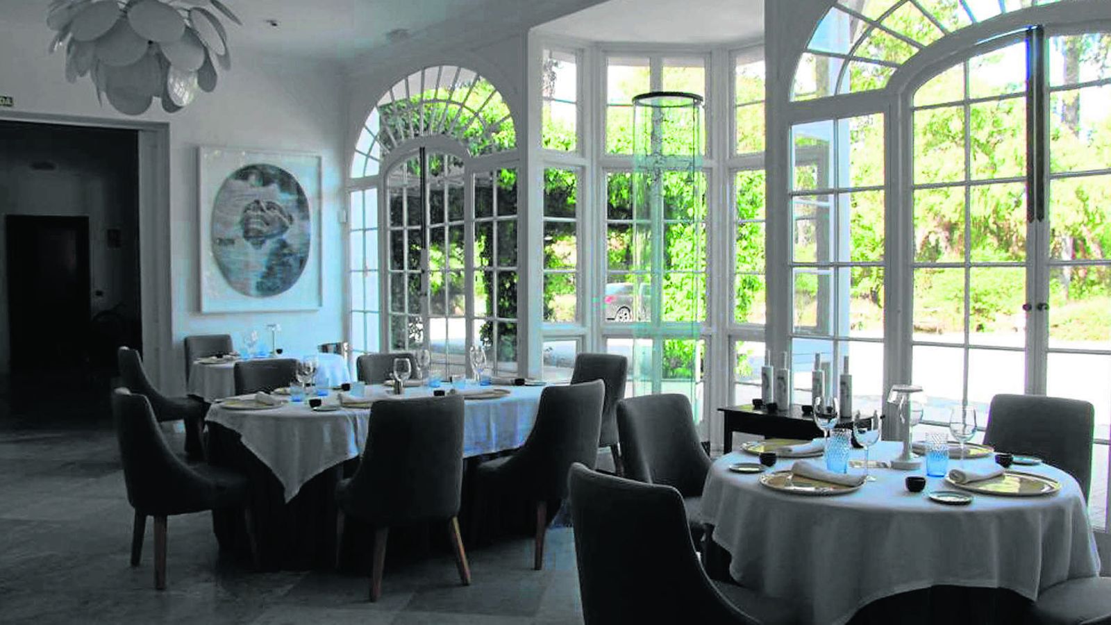 El salón principal de Universo Santi.