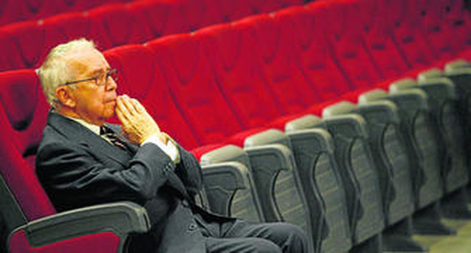 Escritores cordobeses piden el Cervantes para García Baena