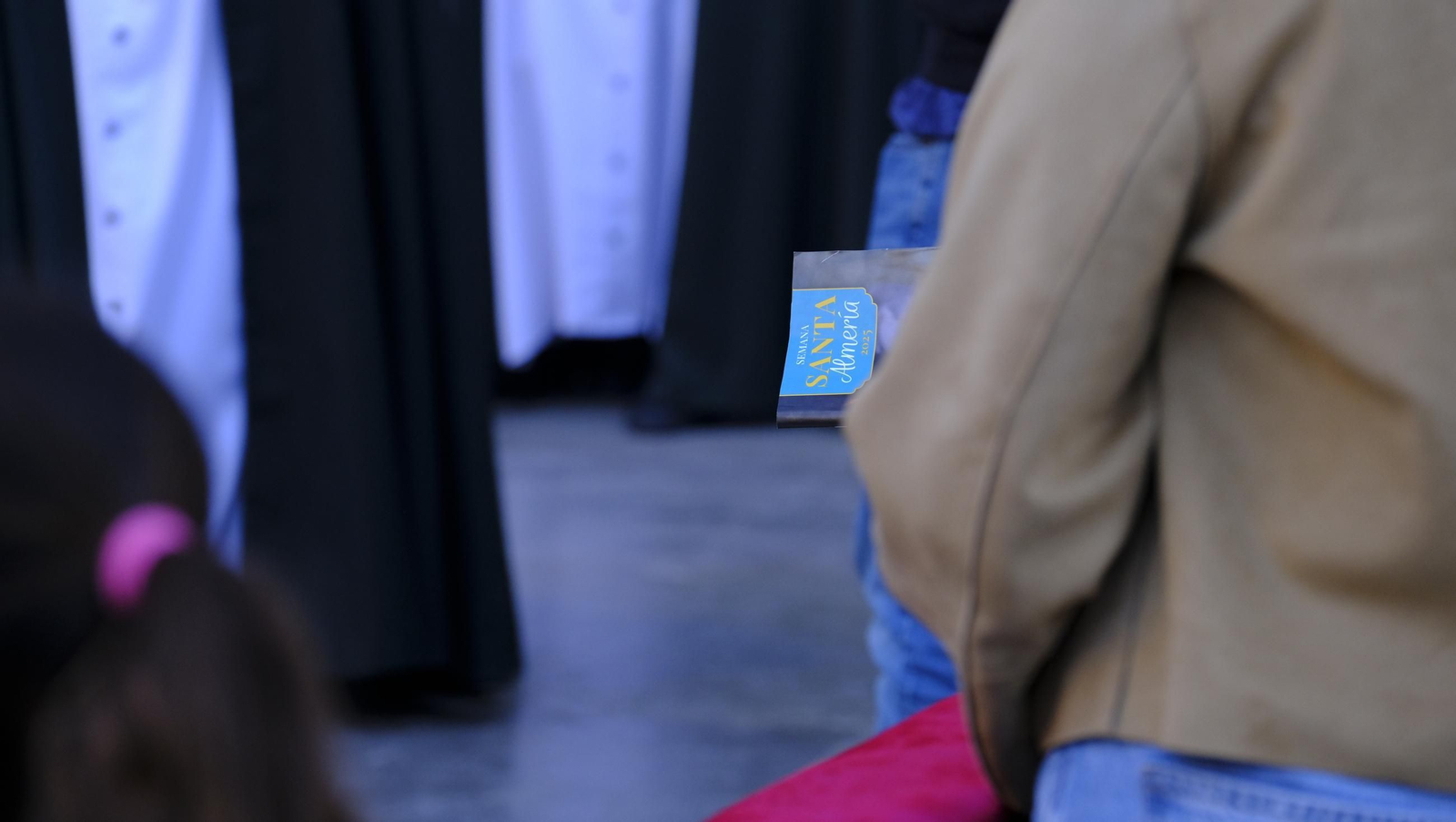 Estudiantes en la Semana Santa de Almería 2025