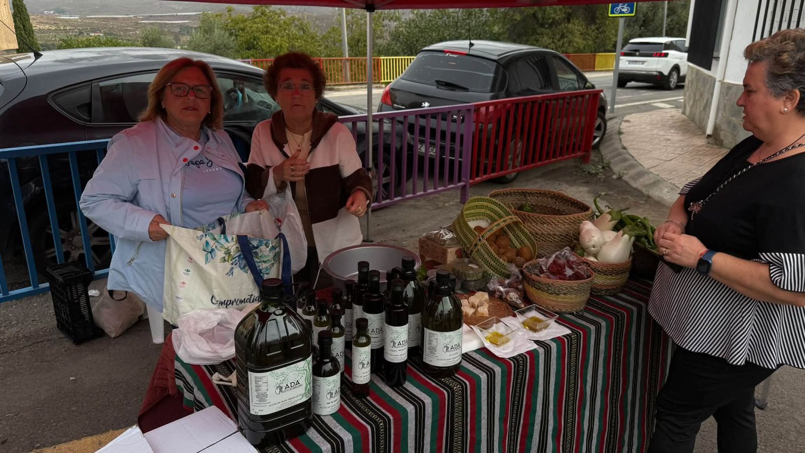 XIV Ecomercado de Abla, todo un escaparate para los productos de cercanía, en imágenes