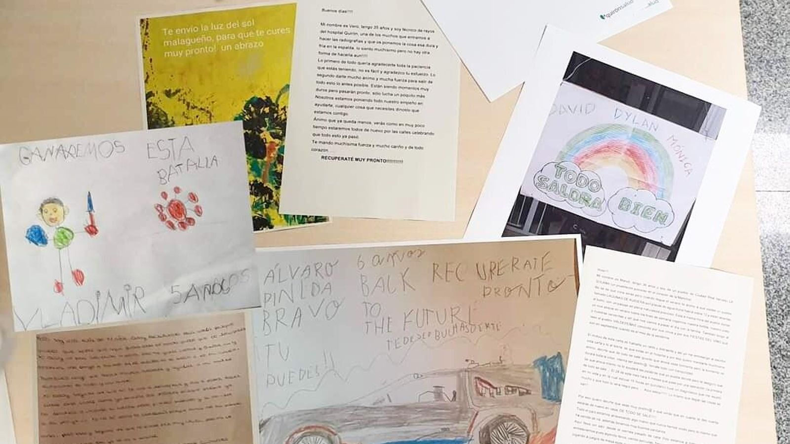 Algunas de las cartas que han recibido los pacientes del hospital QuirónSalud de Málaga.