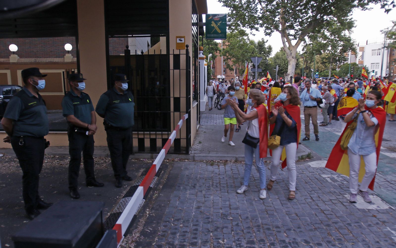 CONCENTRACION EN ERITAÑA EN FAVOR DE LA GUARDIA CIVIL