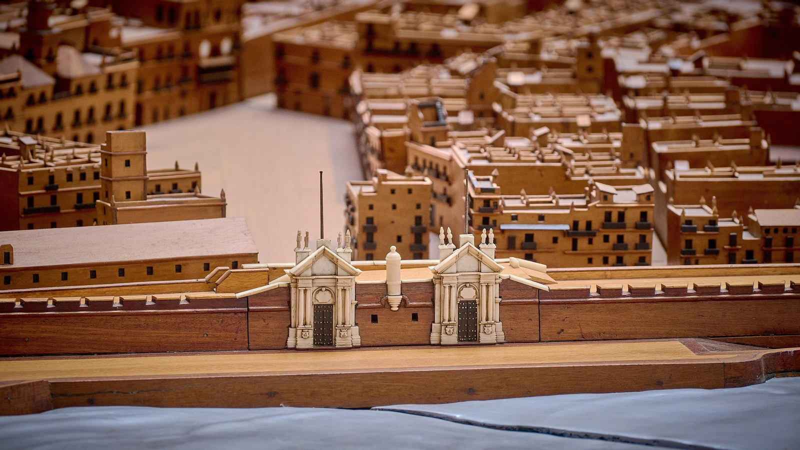 Puerta del Mar Maqueta de Cádiz en el Museo de Las Cortes