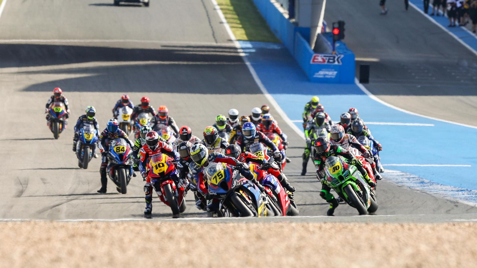 El ESBK Campeonato de España de Superbike, en noviembre. El ESBK Campeonato de España de Superbike, en noviembre.