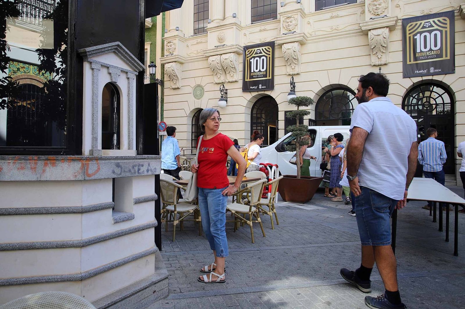 Imágenes de la visita guiada al Gran Teatro de Huelva por su 100 aniversario
